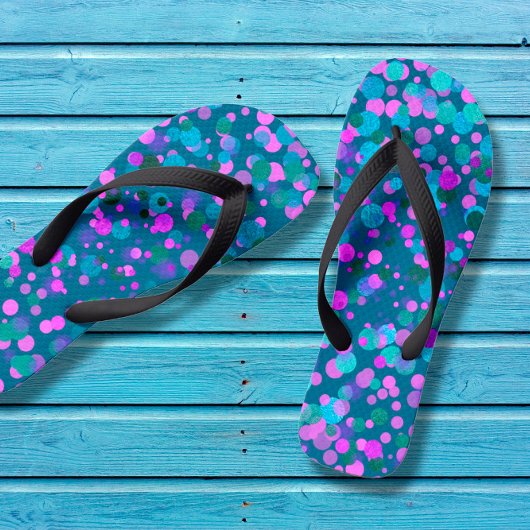 Fun, chic blue purple pink confetti dots on teal badesandalen