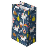 Fun Christmas Unicorns und Flamingos Muster Kleine Geschenktüte (Rückseite Schrägansicht)