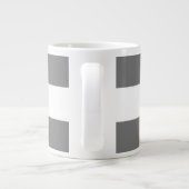 Fun Classy Sporty Moderne graue weiße Streifen Jumbo-Tasse (Rückseite)
