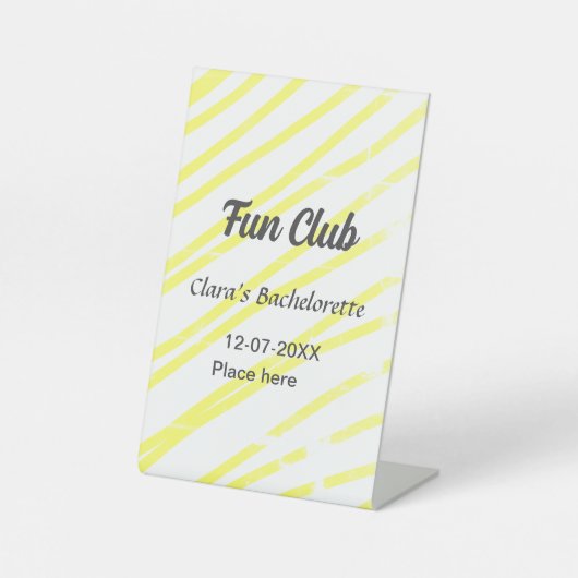 Fun Club bachelorette party yellow lines backgroun Sockelschild (Vorderseite)