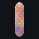 Fun Colorful Ombre Pastel Mermaid Muster Skateboard<br><div class="desc">Coole Pastellrosa,  Lila,  Aquamarin und Orange Ombre Mermaid Scales mit Gold Foil Muster. Dieser lustige Meerjungausdruck ist perfekt für ein Unterwasser-Mermaid-Geburtstagsgeschenk.</div>