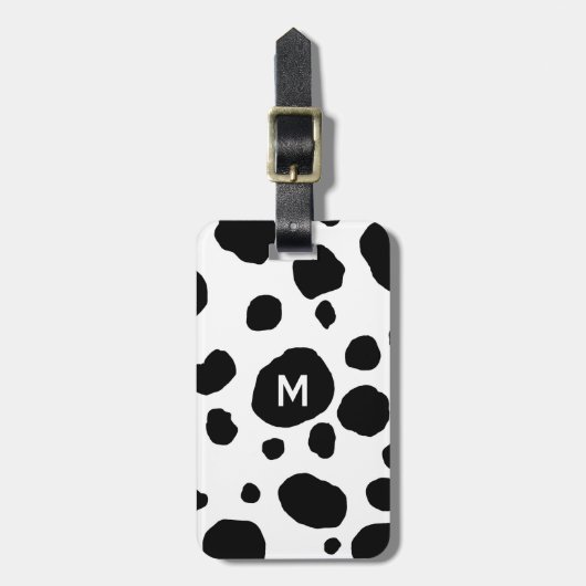 Fun Cow Print Black and White Monogram Initial Gepäckanhänger (Vorderseite vertikal)
