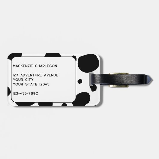 Fun Cow Print Black and White Monogram Initial Gepäckanhänger (Rückseite horizontal)