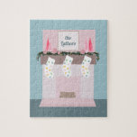 Fun Disco Pink Girls Custom Christmas Puzzle<br><div class="desc">Ein hübsches, rosa Weihnachtspuzzle, ideal zum Weihnachtsgeschenk! Dieses Puzzle beinhaltet einen Mantel mit rosa Bottlebürstenbäumen, Diskobällen und Strümpfen. Der Familienname auf der Vorderseite kann mit der Personalisierungsfunktion angepasst werden.</div>
