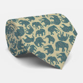 Fun Ditzy Paisley Elephants auf Beige Necktie Krawatte (Gerollt)