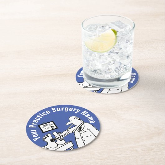 Fun Doctor mit Stethoscope Round Paper Untersetzer (Vor Ort)