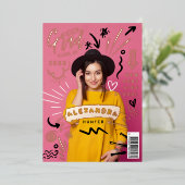 Fun Doodle Sketch Magazine Cover Girl Grad Party Folieneinladung (Stehend vorne)