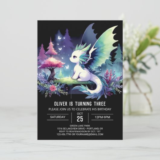 Fun Fantasy Dragon Birthday Einladung (Stehend Vorderseite)