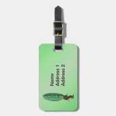 Fun Fantasy Green Pickle Head Man in Anzug Gepäckanhänger (Vorderseite vertikal)