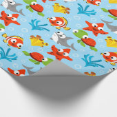 Fun farbenfroher Fisch Ozean Kindermuster Geschenkpapier (Ecke)