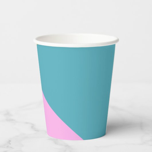 Fun farbiges geometrisches, individuelles Brautpar Pappbecher (Rückseite)