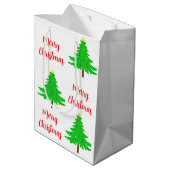 Fun Festive Merry Christmas Trees Mittlere Geschenktüte (Rückseite Schrägansicht)