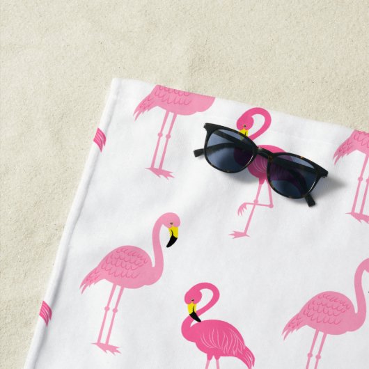Fun Flamingos Muster Mit Monogramm Strandtuch (Beispiel)