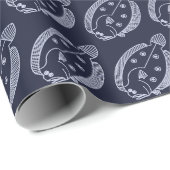 Fun Flounder Fisch im Licht Lila auf Deepest Blue Geschenkpapier (Rolleneckpunkt)