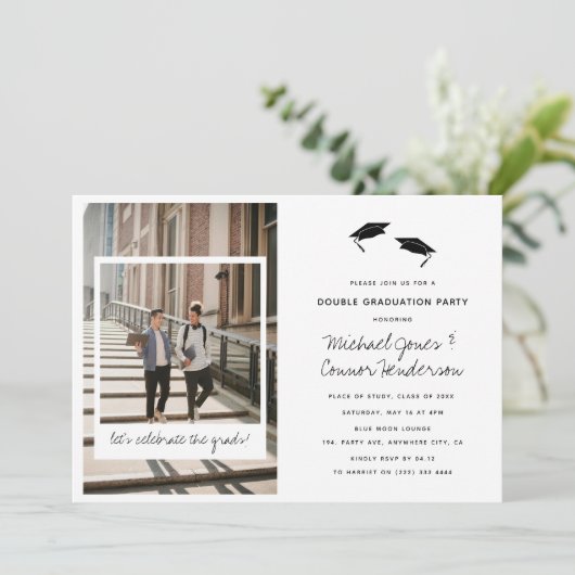 Fun Foto Collage Double Graduation Party Einladung (Stehend Vorderseite)
