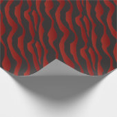 Fun Garnet Red Zebra Stripter Jedem Anlass Geschenkpapier (Ecke)