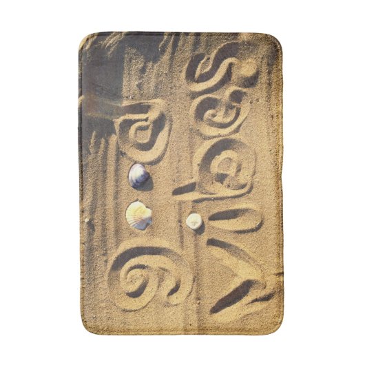 Fun Good Vibes Zitat Gezeichnet in Beach Sand Foto Badematte (Vorderseite Vertikal)