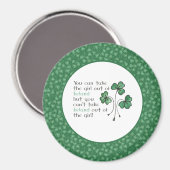 Fun Green Kleeblatts Irish Girl Large Round Magnet (Vorderseite/Rückseite)