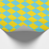 Fun Karo Hellgelb und Cyan Aqua Blue Muster Geschenkpapier (Ecke)
