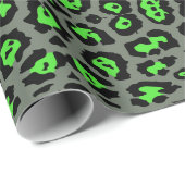 Fun Leopard Druck Tier Neon und Tanne Fichtengrün Geschenkpapier (Rolleneckpunkt)