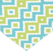 Fun Lime Green Aqua Blue Ikat Art Mittelgroßer Tischläufer (Ecke)