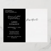 Fun Modern Black Fifty Fabulous Lips Birthday Folie Einladungspostkarte (Rückseite)