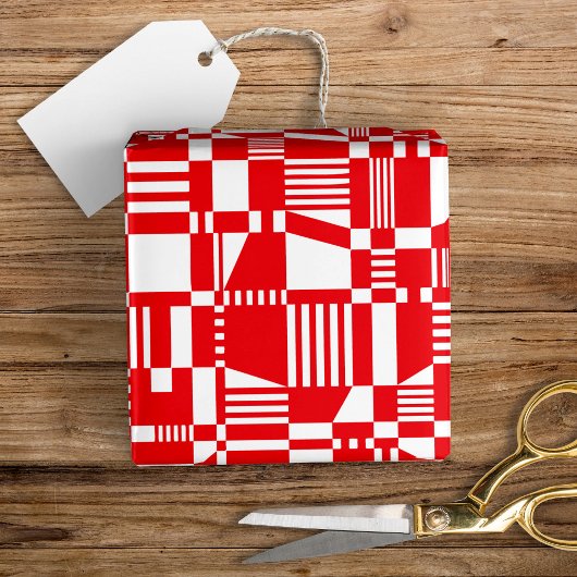 Fun Modern Checkered Red & White Wrapping Paper Geschenkpapier