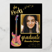 Fun Moderne Graduate Foto Script Black and Gold Folieneinladung (Vorderseite)
