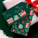 Fun Monogram Vintag Train Christmas Tree Lieferung Geschenkanhänger<br><div class="desc">Alle an Bord des North Pole Express! Mit unserer skurrilen Weihnachtsbaumlieferkollektion stärken Sie Ihren Urlaubssinn. Von atemberaubenden Urlaubskarten bis hin zu festlichen Verpackungen haben wir alles got, was Sie brauchen, um Ihre Geschenke so glänzen zu lassen wie nie zuvor. Erleben Sie die Freude dieser Saison und entdecken Sie die Magie...</div>