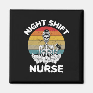 Fun Night Shift Nurse Skelett Halloween Rn Nurses Magnet