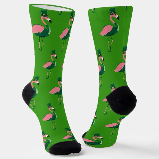 Fun Novelty Flamingo St Patricks Day Socken (Gewinkelt)