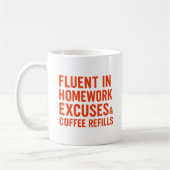 Fun Parents Tasse; Fluent in Hausaufgaben Ausreden Kaffeetasse (Links)