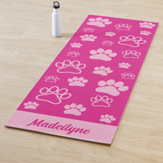 Fun Paw Cursive Monogram Hot Pink und Light Pink Yogamatte (Beispiel)