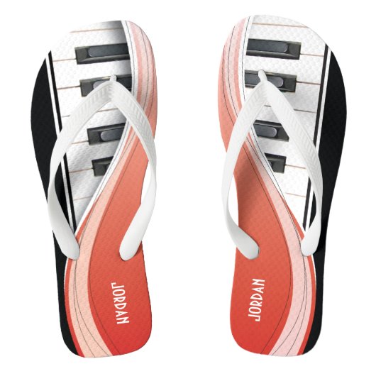 Fun Piano Design mit rotem Swoosh Badesandalen (Fußbett)