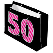 Fun Pink Striped "50"; Happy 50 th Birthday; Name Große Geschenktüte (Vorderseite Schrägansicht)