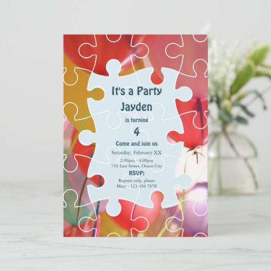 Fun Puzzle Ballon Thema Geburtstag Einladung (Stehend Vorderseite)