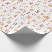 Fun Rainbow Alphabet Muster Geschenkpapier (Ecke)