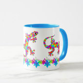Fun Rainbow Salamander Tasse mit hellen Blume (VorderseiteRechts)