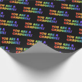 Fun Rainbow Spectrum Pattern "YOU are A GRADUATE" Geschenkpapier (Ecke)