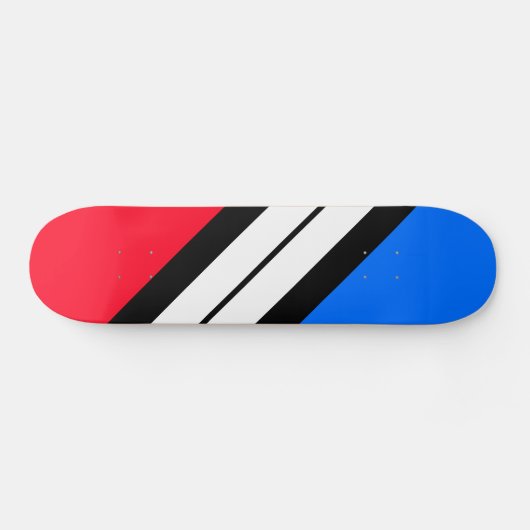 Fun Red Blue Schwarz-weiß Diagonal Racing Strip Skateboard (Horizontal)