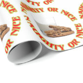 Fun Red Naughty oder Nice Milk and Cookies Gift Wr Geschenkpapier (Rolleneckpunkt)
