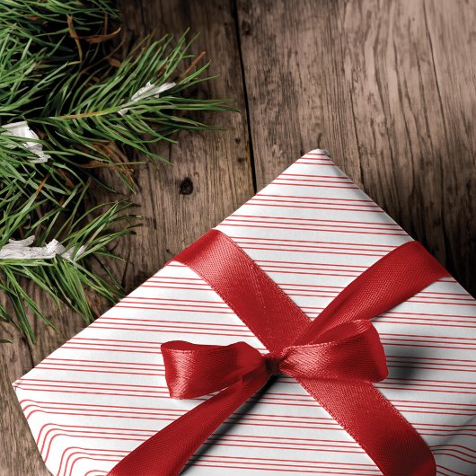 Fun Red & White Candy Strip Festliche Weihnachten Geschenkpapier