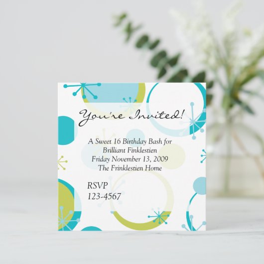 Fun Retro Dots Einladung (Stehend Vorderseite)