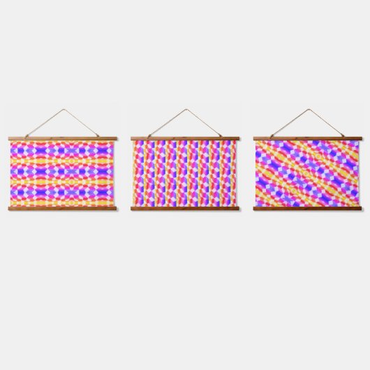 Fun rosa Muster Geometrie Abstrakt Moderne Wandteppich Mit Holzrahmen (Dreifach)