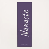 Fun Script Lila Namaste Personalisierter Name Yogamatte (Vorderseite)