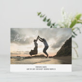 Fun Script Schriftart Vollblutung Foto Sind Sie in Save The Date (Stehend Vorderseite)