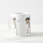Fun Skeleton Pirate Halloween Dab Dancer Kaffeetasse (Vorderseite Links)