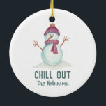 Fun Snowman Christmas Family Foto Keramik Ornament<br><div class="desc">Niedlicher Schneemann Weihnachtsschmuck angepasst an Ihre Besonderheiten.</div>