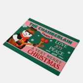 FUN Snowman in Hat und Scarf | GREEN Christmas Fußmatte (Schrägansicht)