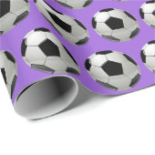 Fun Soccer Ball Muster auf Mauve Lilac Lila Geschenkpapier (Rolleneckpunkt)